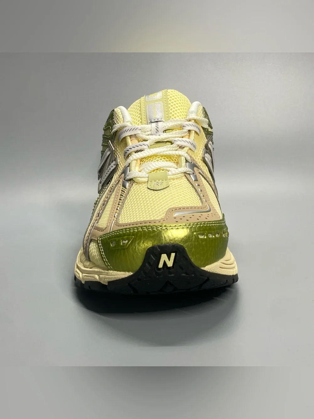 New Balance 1906R U1906RND Yellow Green Silver Beige Sneaker Mens 10.5 Womens 12